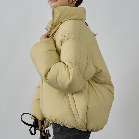 [^ԁF72519030001]yDesignz{[̂VGbg|Cg̃X^hu]Btgt@Xi[_uWbvɂȂĂ̂ŉJĒpɂ̓hXgĂăVGbg̒\łBiĒƔẘۂ݂YɏoătHɁByFabriczƂĂ_炩@ngpBȂ͗̂̂gpĂċC܂݂₷c݂ƂĂ_炩ŉłB܂Ń_Ê悤ȃ{[Ə_炩|CgByStylingz{[ăXbLڂ̃{gƑJWAȈۂ̃u]ɂ̓fB[ȃXJ[g킹߁B