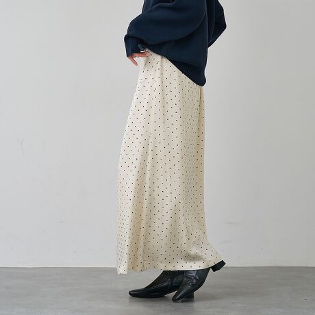 [^ԁF72529070000]yDesignzPȓ~R[fɃANZghbgXJ[g̓oBSnƃ^CgCAǂ▭ȃVGbgɎdグ܂B{̃YCNȃgbvXAAE^[Ȃǂ̃X^COɃ}XgȃACełBEGXgSŒEyByFabricẑTengpBVɂȂɂȒPB悢ACŃX^CAbvʂyStylingzUbNjbgXEFbgȂǊÐhMIXdȂ肪ȓ~R[fɉ̂XJ[g̓X^CO₷劈ԈႢȂłB