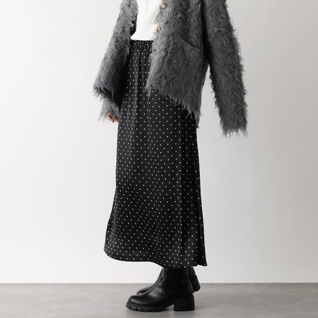 [^ԁF72529070000]yDesignzPȓ~R[fɃANZghbgXJ[g̓oBSnƃ^CgCAǂ▭ȃVGbgɎdグ܂B{̃YCNȃgbvXAAE^[Ȃǂ̃X^COɃ}XgȃACełBEGXgSŒEyByFabricẑTengpBVɂȂɂȒPB悢ACŃX^CAbvʂyStylingzUbNjbgXEFbgȂǊÐhMIXdȂ肪ȓ~R[fɉ̂XJ[g̓X^CO₷劈ԈႢȂłB