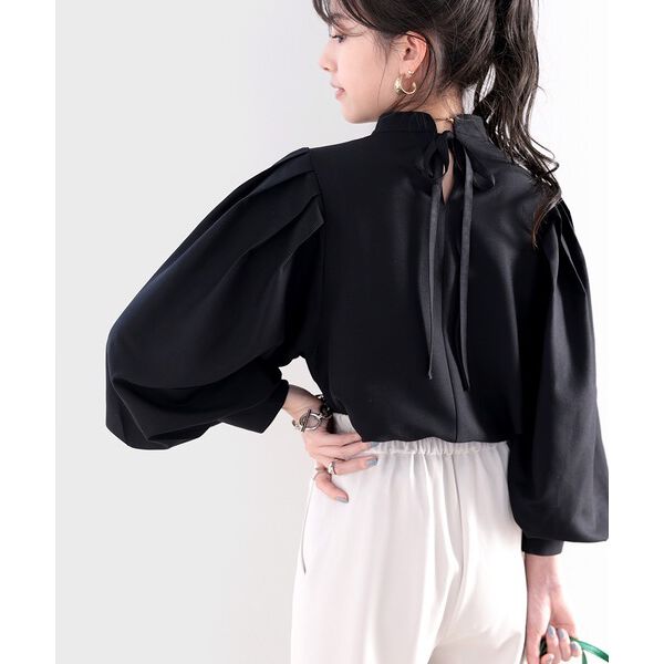 休日服ボリューム袖ブラウス