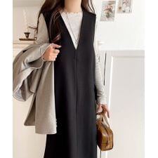 クラシカルエルフ(Classical Elf)の上品リラクシーstyle。ポケット付Vネックワンピース