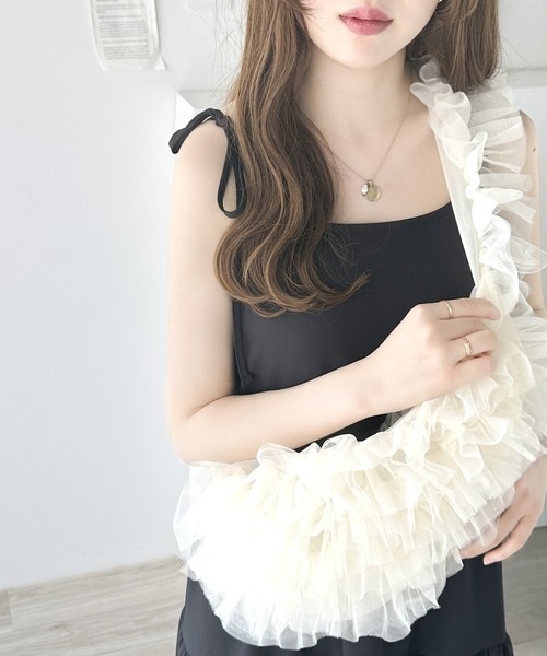 mily bilet】大胆なフリルが大人可愛い。チュール使いフリル