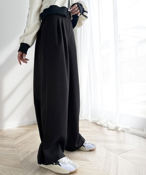 ungrid 大人気ネット完売品 チュールドッキングタックパンツ　25A/W Ungrid パンツ チュールドッキングタックパンツ レディース