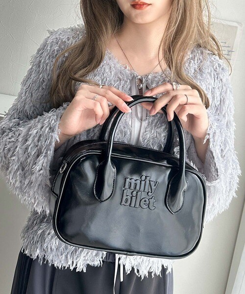 pillows ピロウズ　エナメル　ボストンバッグ mily bilet】ヘビロテしたい主役級バッグ。エナメルライクエコレザー