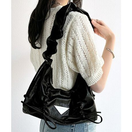 [^:MI1159029]Kiۂ܂TCỸnhobOBڈȏ̎[͂500mm̃ybg{g܂BhXgR[hōiV[OfUCŁANVNViR񂾃fUC̃{lIpointEV[OfUCE{[nhEnh̒̒߉detailڈȏ̎[͂ŕKvȂ̂[BMU[fUCɎdグ{[̂nh́A|΂ߊ|܂ŃV_[߉\Btg̓hXgiV[OfUCBNVNViR񂾃fUC̃{|CgIOp̃Vo[v[gɃGbWėlXȃX^COɍ킹₷fUCłBfabric@@@@Gi^bÑNbLOiЂъjgpBfBccccccccF28cmF15cm}`F10cmV_[F`90cmcccccccccoordinateRpNgȌڈȏɑeʂȂ̂ŁAfC[ŏd󂷂obOłBnhキƒZănhobOɁAnhL΂ăV_[obO΂߂ƁAK[[ɂJWAR[fɂR[f̔̂ANZgɂȂACeIjbgȂǂ̏Hɂ킹܂BVvȃR[fɂ킹邾łȂꊴ̂X^C܂BV[YI΂WPbgR[gɍ킹Ăymily biletƂ́z"ƎR Ƃ킢 ƎDɂȂ" Ȋ肢uhBgh~x[VbNɁuK[[vmixA҂ÂRZvgB~t@bVyɊy߂āAv킸VFAȂAƂ߂ACeĂ܂B̃j^[ɂA摜̐FƑقȂꍇ܂B