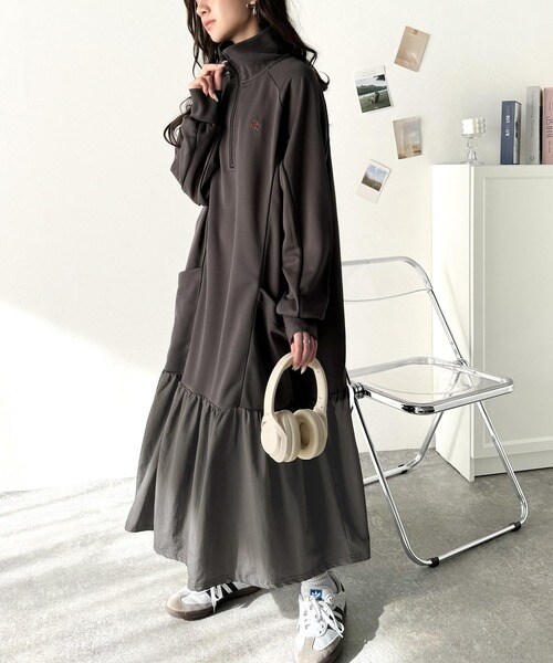 スポーツMIIX!胸元刺繍入り異素材ドッキングハーフジップパイピング