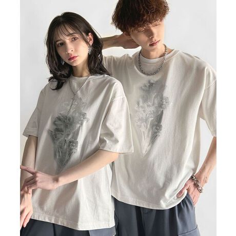 [^:CO1150010]݊͂邯ǁAĔh肷ȂB1łCi[głffUCTVcBuFlower Print Basic Fit T-Shirt^t[vgx[VbNtBbgTVcvtgɉ؂₩ȃt[vg{ꂽTVcBVvȂ炵ƃANZgɂȂĂAꂢ߃X^CJWAR[f܂ŁALB܂A悭肵VGbgŁAXgXt[ȒSnB₷\ȂÃR[fɎꂽA炵R[fyނƂłꒅBtĂ͂AH~ɂ̓WPbgJ[fBKƂ̏d˒QBNʂďd󂷂ACełB炵y݁AǂȃV[łȂ̖͂ĂBpointEtg̃t[vgEVo[vgiItzCĝ݁jEx[VbNtBbgTCYE100%detail1łfAuFlower Print Basic Fit T-Shirt^t[vgx[VbNtBbgTVcv100%̂肵fނŁAG肪ǂtĂɍœKȈꖇBtgɎ{ꂽt[vgAR[fBl[gɂ肰ȂANZgvXB3FWJŁAǂȃX^Cɂ}b`閜\ACełBbNXłx[VbNtBbgBfabric100%A肵҂ݒncccccccFȂ(ItzCg)FʐLkF藠nFȂ|PbgFȂ@F@(lbggp)cccccccڂ@͏i^OQƂBTCYrTCY : `168cmlTCY : 169cm`174cmkTCY : 175cm`W̌^ɂڈłB̌^D݂ɂČl܂Bcoordinatex[VbNJ[łǂȃeCXgɂn}荇킹{gXŃJWA炫ꂢ߂܂ŎR݂Ɋy߂̗̂͂DGACeIfjXEFbgpcA`mpcȂǂ̃x[VbNȃACe͂񁝃N[Ȉۂo̓tApcɁA͌Xj[J[őgݍ킹̂߁܂Td˒邱ƂŁAIVȃC[hR[fItH̔ɂ̓gbNWPbgANZgɂ΁AƌIȃX^CɂȂ̃X^COŁAtẴR[fBl[gył݂āBClassical Origin /NVJIW` Redefining Modern Style `uNVbNɃ[cȂAV߂ŌIȃX^CɂȂvƂbZ[W߂uhBt@bVʂĎȕ\sANuAS璅Ǝv镞vāB̃j^[ɂA摜̐FƑقȂꍇ܂B