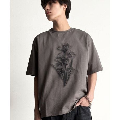 [^:CO1150010]݊͂邯ǁAĔh肷ȂB1łCi[głffUCTVcBuFlower Print Basic Fit T-Shirt^t[vgx[VbNtBbgTVcvtgɉ؂₩ȃt[vg{ꂽTVcBVvȂ炵ƃANZgɂȂĂAꂢ߃X^CJWAR[f܂ŁALB܂A悭肵VGbgŁAXgXt[ȒSnB₷\ȂÃR[fɎꂽA炵R[fyނƂłꒅBtĂ͂AH~ɂ̓WPbgJ[fBKƂ̏d˒QBNʂďd󂷂ACełB炵y݁AǂȃV[łȂ̖͂ĂBpointEtg̃t[vgEVo[vgiItzCĝ݁jEx[VbNtBbgTCYE100%detail1łfAuFlower Print Basic Fit T-Shirt^t[vgx[VbNtBbgTVcv100%̂肵fނŁAG肪ǂtĂɍœKȈꖇBtgɎ{ꂽt[vgAR[fBl[gɂ肰ȂANZgvXB3FWJŁAǂȃX^Cɂ}b`閜\ACełBbNXłx[VbNtBbgBfabric100%A肵҂ݒncccccccFȂ(ItzCg)FʐLkF藠nFȂ|PbgFȂ@F@(lbggp)cccccccڂ@͏i^OQƂBTCYrTCY : `168cmlTCY : 169cm`174cmkTCY : 175cm`W̌^ɂڈłB̌^D݂ɂČl܂Bcoordinatex[VbNJ[łǂȃeCXgɂn}荇킹{gXŃJWA炫ꂢ߂܂ŎR݂Ɋy߂̗̂͂DGACeIfjXEFbgpcA`mpcȂǂ̃x[VbNȃACe͂񁝃N[Ȉۂo̓tApcɁA͌Xj[J[őgݍ킹̂߁܂Td˒邱ƂŁAIVȃC[hR[fItH̔ɂ̓gbNWPbgANZgɂ΁AƌIȃX^CɂȂ̃X^COŁAtẴR[fBl[gył݂āBClassical Origin /NVJIW` Redefining Modern Style `uNVbNɃ[cȂAV߂ŌIȃX^CɂȂvƂbZ[W߂uhBt@bVʂĎȕ\sANuAS璅Ǝv镞vāB̃j^[ɂA摜̐FƑقȂꍇ܂B