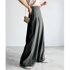 【接触冷感】トレンドライクな美シルエット。パイピングジャージワイドパンツ（防シワ加工付き）