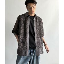 クラシカルエルフ(Classical Elf)の洗練された大人カジュアル。レースオーバーサイズシャツブラウス（長袖）