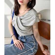 ”きれいめラフ”にこれ一択♪胸元ツイストリボンデザインTシャツ（半袖）