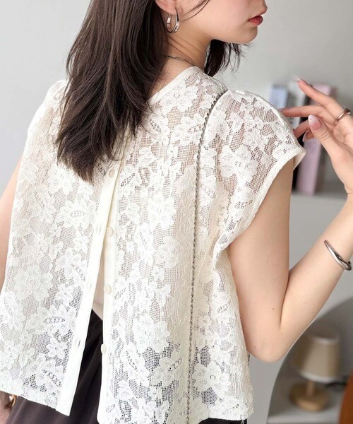 新品☆4L♪白系♪お花モチーフレース袖のスキッパーシャツワンピース