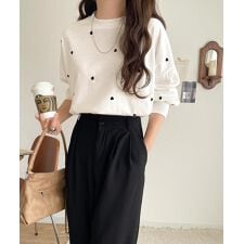 クラシカルエルフ(Classical Elf)の【25AW新作】《JaVaコラボ》さりげなく“可愛い”。袖ネーム付きミニハート総刺繍Tシャツ(長袖)