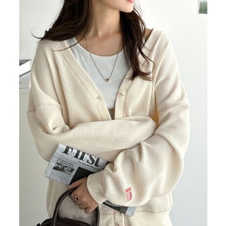 [^:JV1260505]ƉHDĂȂꌩzFXeb`lbtJ[foINVJGtłɓȂJavaR{ACeBقǂ悢[YɔzFXeb`Al̂ȂꊴՂ̃J[fBKy₩ȃbtfނłƒ₷̌^Jo[DGACeIpointEJaVaR{EbtfށEzFXeb`EƂVGbgĚ^Jo[detailbtfނ̏_炩ȕSn悢VlbNJ[fBKIƂVGbgő̌^肰ȂJo[AzFXeb`iȗVѐSvXx[VbNȃfUCȂAƉHD邾ŃIVx̍ȂꂽlJWAX^CJaVaR{ACefabricy₩ŒʋCɗDꂽAӂƂbtfށBccccccccFȂ(AC{[₠)FʐLkF藠nFȂ|PbgFȂ@F@(lbggp)ccccccccڂ@͏i^OQƂBcoordinatex[VbNȃfUC̃J[fBK͂ǂȃeCXgɂ₷R݂Ɋy߂̗̂͂DGACeITJbg\[̏ɉHDāAfjXEFbgpc킹΋xJWAR[fɁbNXɂANeBuȓɂΉł܂ˁ܂AtAXJ[geBA[hXJ[gɍ킹΁AÂMIXX^CɂIghy݂ȂAL~s[XɃXj[J[T_킹Ă݂̂߁V[ɉʂȃX^Cy߂DGACełIyJava Brand Storyz`Enjoy the moment`Java/Wo̓ChlVÃW̊C̔ɃCXpCAatbgEFAuhłBX|[cAAhx`[AAEghAAtFXA^E[XȂǂV[z肵A₷AKɂ@\ƍt@bVBN␫ʂ𒴂jo[TfUC͂̂ЂƂłB̑厩RCAl̃Ahx`[yނׂĂ̐lɁBSNSVACe₨ȃZ[𖈓zMR[f̂Qlɂ...y Instagramz@classicalelf_officialy TikTokz@classicalelf_official̃j^[ɂA摜̐FƑقȂꍇ܂B