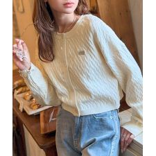 クラシカルエルフ(Classical Elf)の【mily bilet】やわらかな優しさ、漂う気品。前後2wayプレート使いケーブルニットカーデ