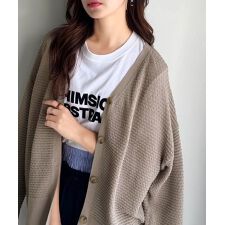 クラシカルエルフ(Classical Elf)の【2025AW新作】ゆるっと羽織って、即こなれ見え。表面変化ブークレニットカーディガン