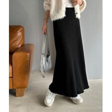 クラシカルエルフ(Classical Elf)の25AW新作 スタイルアップが叶うIラインシルエット。裾メロウ配色リブニットスカート (ロング丈)