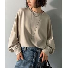 クラシカルエルフ(Classical Elf)の《JaVaジャバ コラボ》上品な抜け感と艶感◎ドルマンダンボール素材ビッグトレーナー（長袖）