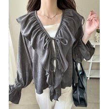 【mily bilet】ひらりと可憐に、上品フェミニン。フェイクスエード前開きリボンブラウス（長袖）