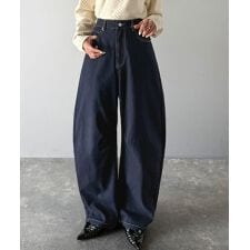 25AW新作《JaVaジャバコラボ》しなやか曲線でスタイル盛れ。美脚見せカーブパンツ（ワイド）