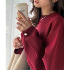 クラシカルエルフ(Classical Elf)の【2025AW新作】ゆったりなのに上品でキチンと見え。ミラノリブ袖先ゴールドボタンプルオーバー