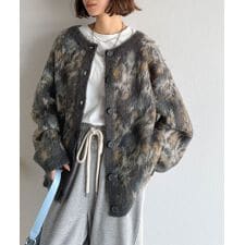 クラシカルエルフ(Classical Elf)の大人可愛いヴィンテージ調。モヘアタッチ前後2wayアンティークラグモチーフ柄ニットカーデ（長袖）