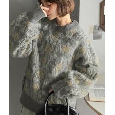 クラシカルエルフ(Classical Elf)のヴィンテージライクなデザインで上級見え◎アンティークラグモチーフ柄ニットPO（長袖）