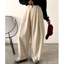 クラシカルエルフ(Classical Elf)の《JaVaジャバコラボ》カーブで魅せる。綿100％コットンツイルバレルレッグタックパンツ