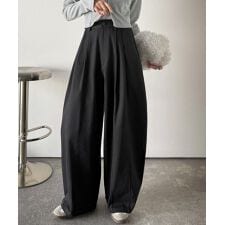 クラシカルエルフ(Classical Elf)の《JaVaジャバコラボ》カーブで魅せる。綿100％コットンツイルバレルレッグタックパンツ