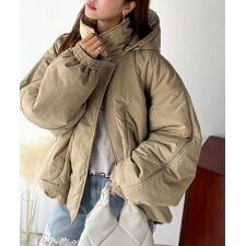 クラシカルエルフ(Classical Elf)の《JaVaジャバコラボ》ボリュームシルエット。、今年の主役アウター。フード付き中綿モンスターブルゾン