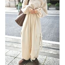 クラシカルエルフ(Classical Elf)の《marina×クラシカルエルフコラボ》トレンド感のあるワイドシルエット♪裏毛スウェットカーゴパンツ