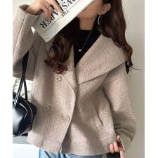 【25AW新作】小顔見え。ふわっと羽織って、キュンとこなれる。ビッグカラーフェイクウールダブルコート