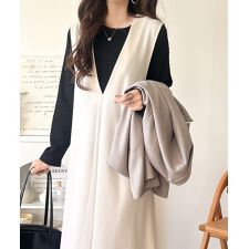 落ち感が美しい。抜け感レイヤードも叶う、上品カットジョーゼットワンピース（ロング丈）