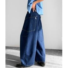 《JaVaジャバコラボ》BIGポケットの存在感。ワイドバルーンカーブデニムパンツ