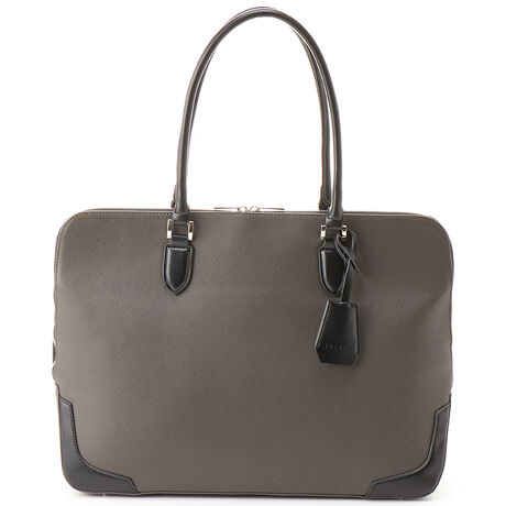 [^:TMC-9500]iȍׂV{͂̃TtBA[mCfނɎgpu[tg[głB≘AɋA𒷂L[vł̂BtbgȍƂ̃Rrl[VANZgƂȂA͊ێdlŉKȎSnłBeAt@Xi[ÅpJɂ͋ijbPj̗pApƍ𗼗BO\ȍL[`[tA肰Ȃ|CgɁBt@Xi[JdlŃZLeBʂɂSBɂ̓I[v|Pbg~4At@Xi[|Pbg~1AE^|Pbg~1Ă܂B|Pbg̉ɂ͖{̑fނgpAfނG肪ǂAJ[ŏiȈۂłBwʂɂ̓t@Xi[|PbgArWlXV[Ƀ}b`邷ƂfUCɎdグĂ܂B