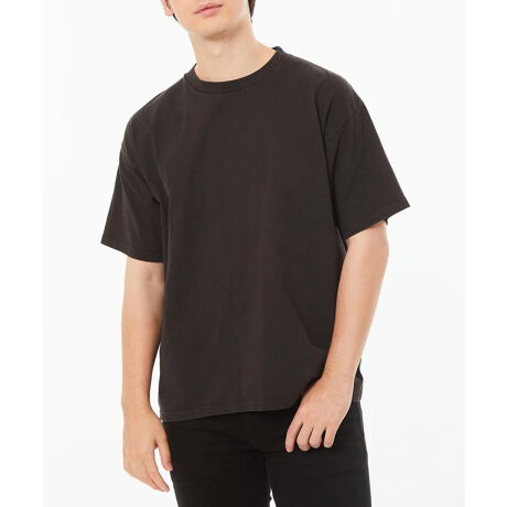 GOAT(S[g)uPIGMENT DYE SHORT SLEEVE TEE 7oz (sOg_CTVc7IX)vi߂鎖Ńre[WCNȕ\PIGMENT DYEV[YBiɂĐF邱ƂɂA^щH܂ATtF[hÒ̗lȕɎdグĂ܂B90NfiƂƂ{NV[VGbgA߂̋܃uƁA኱Z߂ɐݒ肵䂪IGOAT̃X^_[hfłBقǂ悭7IXVfނSIWiŐ삵AGOAT̓łSTAY FRESHHɂRۖhLAہARECXɂΉĂ܂BAJȂ̋aۓɕ҂ݗāAhC^b`ŌySnɎdグ܂BCɂ邱ƂȂꖇŒpĂƂł܂Bf/pTCYYfg185cm/183cm LTCYpfB[Xfg168cm XSTCYpGOAT1990Nォ2000N㏉܂ŁAXP[^[qbvzbvA[eBXg𒆐SƂuTVcWFl[VvƏ̂ꂽE̎҂́Aēȃ{fBTVcgɂ܂ƂĂ܂BȎ̃ACRłLLEN[EJ\uGreatest of All Timesvi͎̎jōj̃^Cgɕ킢uGreatest Of All Tee'sGOATviTVc͎jōjƂv߂āATVcuhGOAT͒a܂BGOAT̃v_NǵATVcWFl[Ṽ{fB̂悤ɃwBf[eB[łȂASTAY FRESHH𐶒nɍ̗p邱ƂŁAt@bVƋ@\˔xւĂ܂B܂ALTCYWƖLxȃJ[WJ́Al̐ʁǍ^ANIԂƂȂASĂ̐l̓ʂ܂BGOAT͎RȃLoXƂāAꂩ̎TVcuhƂāAVȉl𐶂ݏoĂ܂B[^:goa408te9012]