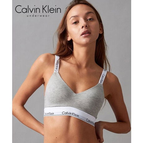 Calvin Klein(Jo NC)uMODERN COTTON (Cg[Ch ubg)vXgbvƃ{gohɃuhSubgłB߂邱ƂȂRȃoXgC`mC[dlŁAe͂̂Jbv̌`𐮂ĒJԊ񂹂Bn_炩A悭Lт邽߁AɂA{fBCƑ̂̓ɍ킹ătBbg܂BiԍQF7059[^:ck409qf7059]