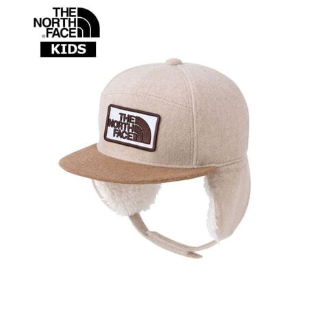 THE NORTH FACE(UEm[XtFCX) 2024'AW COLLECTIONuKids' Winter Trucker Cap(EB^[gbJ[Lbv)ṽAEghAŏd󂷂鎨ĕtLbvBĂ͓ё̒t[XŁADݍ݂܂BTCY50`53cmA54`56cm2TCYŁA㓪̖ʃt@Xi[ŃTCYȒPɂł܂Btg̃NVJȎhJSfUC̃ANZgBĕ͂ˏグAʃt@Xi[tXgbv𗯂߂邱ƂŁA2WAYł̎gpł܂BdlShJ^tbgȃco^xNɂTCY\^ʃt@Xi[tXgbv̎~߂ʒuς2WAYŎgp\iԍNNJ42321[^:tnf411nnj42321]