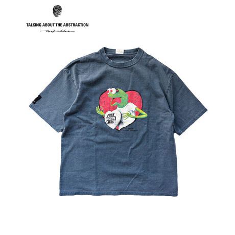 iTALKING ABOUT THE ABSTRACTION (g[LO AoEg W AuXgNV) 2025'AW COLLECTION uCRAZY FLOG TEEvGCWO悤ȑfފ̏㎿100%RbgngpN[lbNTVcBtgɕ`ꂽAJ̐l`ɓoꂷA^LȃJGvgƁAobÑbNoh̃cA[TCXpCAꂽ悤ȃfUCIBErE񌳂̃uhsX^O悢ANZgɁBVGbǵAƂChVGbgBTALKING ABOUT ABSTRACTIONےZIƃfUCƂ܂ꂽꒅBJ[lCr[f175cm pTCY : L uhTALKING ABOUT THE ABSTRACTION (g[LO AoEg W AuXgNV)uiɌgSẴqgƂ̋fUCvB̃RZvgɑ΂C[W𕞂̃fBeB[ɓAqgEŁATAzBÂ╶Ƌߑ̕ZpAׂĂɓ̉lƑz肵A̔z𒲐znAVlςiWJBӁuEU₨g̃j^[ɂAfډ摜Ǝۂ̏i̐F኱قȂꍇ܂B炩߂Biԍ2526AW-T-010[^:taa507awt010nv]