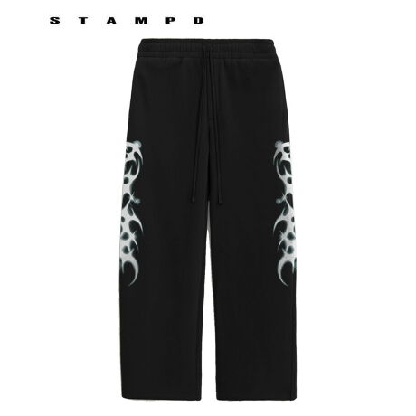 [^:stp511m4103bk]J[ubNfރRbg100%TCY(cm)[S]78-98Aҏ31A҉74A^34A27.5[M]84-102Aҏ32A҉75A^35.5A28iSTAMPD (X^vh) 2025'WINTER COLLECTIONuS.DAIMON SWEATPANT 01v_Ɋ鎟A[eBXg"RYOTA DAIMON"Ƃ̃R{[VRNVBߔŃ~Dickies̃[XƂȂ傫ȘbĂсASTAMPD̏㎿ȃEFAmȃNIeBƂ̐EςĔF܂B{RNVł͂ɁAA[gV[Ƃ̑ΘbʂVȕ\ɒ킵Ă܂BG̗ǂ㎿ȃRbgt`e[fނgpAXEFbgpcB_炩AʋCɗDꂽfފŁAGQBTChɂ́A"RYOTA DAIMON"ɂOtBbNvgBꂽfUCƉKȒSn^ĂACeBRYOTA DAIMONɂ1997N܂BcG`AƊwŃGAuVgƎ̃X^CmBXg[gJ`[J[gD[Ag߂ȕiނɁAAYƒە\i𐶂ݏoĂ܂B2023Nȍ~́ApE؍EAJłLACONTROL Gallery / BEYOND THE STREETŊJÂꂽuUnder Pressureicurated by Mister Cartoonjvł̓AWAB̏oWB2024Nɂ͉ߋőK͂̃\GLVrWJÂAANTHONY GALLERYiVJSj/The Massij̃R{[VO[vV[uTIME OF OUR LIVESicurated by Easy OtaborjvɂQBt@bVEłڂĂAHERON PRESTONH2DIESELA{̃XP[guhEvisenƂ̃R{[VBCO璍ڂW߂ĂA[eBXg̈lłBӁuEU₨g̃j^[ɂAfډ摜Ǝۂ̏i̐F኱قȂꍇ܂B炩߂BiԍSLA-M4103SP