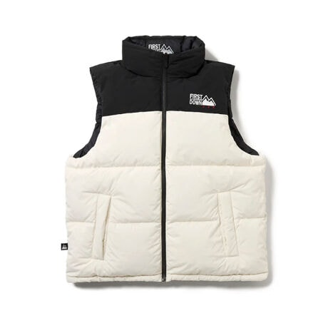 [^:fsdbbldownvst]J[ubN(06)zCg(01)Lx[W(30)p[v(80)[u(99)f[\n]|GXe100%([n]iC100%[]_E90 tFU[10TCY(cm)[M]66Ag62A44[L]68Ag64A46[XL]70Ag66A48iFIRST DOWN(t@[Xg_E)uBUBBLE DOWN VEST MICROFT (ou_ExXg }CNtg)vFIRST DOWN̒ԃX^CAIɃubVAbvou_ExXgBƂo[VGbgɉA{[̂闧݂ŁAg̎pƑ݊˔ꖇɁBo[VudlŁA\ʁiLgEplؑցjƗʁiLgXEubNjőSقȂ\y߂2WAYfUCłBVvŒIȃfUC̒ɁAhJS|PbgfBe[ȂǁAXg[g̃[h肰ȂƂ񂾐ꂽꖇBLxȃJ[oG[V͂łB\nɂ͝ƖhɗDꂽx|GXe^t^uMICROFTiljvgpBnɂ͐Ódh~H{xiCgpBȂ͍iƂ700tBp[̃_bN_Ei_E90%AtFU[10%j̗pĂAyʂȂDꂽۉA^~̊ɂΉ\łBXEFbgp[J[̏ォ烉tɉHD邾ŁAgĥXg[gX^CBo[VudlA\ŕ͋C̈ႤX^CO݂Ɋy߂̂傫ȃ|CgBZEBRAȂǌhJ[̓mg[R[f̃ANZgƂāABLACKL/BEIGE͓sIȃ~j}X^CɍœKłBӁuEU₨g̃j^[ɂAfډ摜Ǝۂ̏i̐F኱قȂꍇ܂B炩߂BiԍF942005