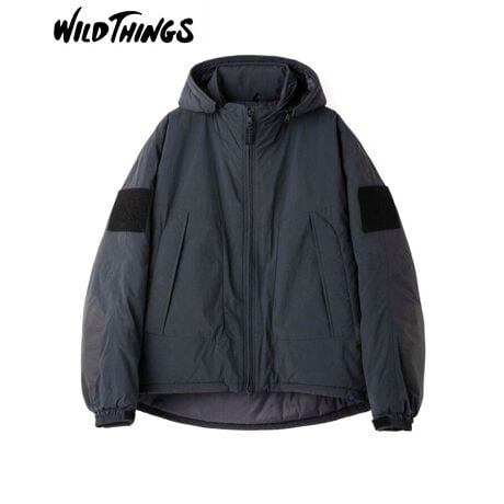 J[ubNt@eB[OO[f[\n]iC100%[n]iC100%[bV]|GXe100[]|GXe100TCY(cm)[M]78Ag72.5A63A61.5[L]80Ag75A65A63.5f185cm pTCY:LiWILD THINGS / ChVOX 2025'AW COLLECTION uSHORT MONSTER PARKA (V[gX^[p[J[)vIWiłPCU LEVEL7 TYPE1 ɃfUCTCY߂ÂfB\nɔtbfϋvHCZEREX{n̂CORDURA NYLONAȂCLIMASHIELD COMBATgpBߔN̓{̋CAC[hՂA[ɔzȗʂ𒲐邱ƂŁAI[o[TCYȂc݂ȂXbLVGbgBt[h̓t@Xi[ł̒E\ŁÃbV|Pbgt@Xi[JɂȂĂB\ʂɃSȂƂłVvŐꂽfUCɁByCORDURA ~CZEREXzn̂CORDURA NYLONCZEREXHBCZEREX̓tbf܂܂Ȃz^ϋvHBJԂĂ@\ێBi@\ێł񐔂͓Џ]i10{jɈʓIȃtbfnɔׁAnƐH̐ڐGʐςɂ₩ȊpxłH]₷ByCLIMASHIELD COMBATzn⌯RȂǉߍȊł̎gpׂ̈ɊJꂽȁBč̂̓ʂȒȂ́uBerry Compliantv(čōhi ̑fޒBɂāAYigp`t@ɏ) A[͂ɗDAϋvAAquaBan̋@\ɂ Gꂽ葽Ȋłۉ𔭊BӁuEU₨g̃j^[ɂAfډ摜Ǝۂ̏i̐F኱قȂꍇ܂B炩߂BiԍWT25102SK[^:wts510wt25102sk]