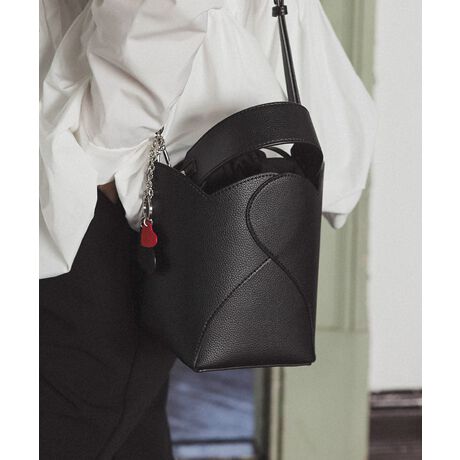 yDonobanzn[gJbgobOlC̃n[gJbgobOVF̃CoBRƂTCỸoPcobOn[gfUCɂ܂B_炩fނō̂PUU[fނ|CgBV_[XgbvtȂ̂Ŏ莝AV_[2wayŎg܂B͋В^CvȂ̂łƍiăACeSɎ[BKvȂ̂[Az500ml̃ybg{g܂BetĂ̂ŁAobO̒̉CȂǂhł܂BVvȂꂽfUCŁAǂȃR[fBl[gɂ킹₷ACeBfC[g͂񕝍LV[gAV[YXł܂Bdl`[tO\ȃV_[tmnI[v|Pbg~2[^:dq502bg5400]