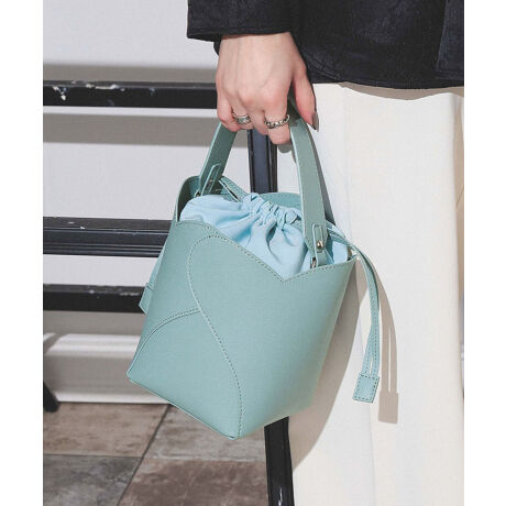 yDonobanzn[gJbgobOlC̃n[gJbgobOVF̃CoBRƂTCỸoPcobOn[gfUCɂ܂B_炩fނō̂PUU[fނ|CgBV_[XgbvtȂ̂Ŏ莝AV_[2wayŎg܂B͋В^CvȂ̂łƍiăACeSɎ[BKvȂ̂[Az500ml̃ybg{g܂BetĂ̂ŁAobO̒̉CȂǂhł܂BVvȂꂽfUCŁAǂȃR[fBl[gɂ킹₷ACeBfC[g͂񕝍LV[gAV[YXł܂Bdl`[tO\ȃV_[tmnI[v|Pbg~2[^:dq502bg5400]