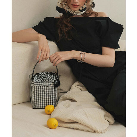 yDonobanzn[gJbgNAobOV[Y[hŶGifނƁANAfނ|킹obOBRƂTCỸoPcobOn[gfUCɂ܂BV_[XgbvtȂ̂Ŏ莝AV_[2wayŎg܂B͋В^CvȂ̂łƍiăACe[BMK`FbNgݍ킹̂ŃR[fBl[g̃|CgɂBKvȂ̂[Az500ml̃ybg{g܂BetĂ̂ŁAobO̒̉CȂǂhł܂BVvȂꂽfUCŁAǂȃR[fBl[gɂ킹₷ACeBfC[g͂񕝍LV[Ɏg܂Bdl`[tO\ȃV_[tmnI[v|Pbg~2[^:dq506bg41452]