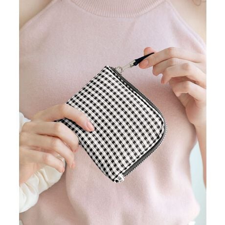 yDonobanzoCJ[}`EHbg_炩LeBOfނ̃}`EHbgBAt@Xi[̎̃J[OoCJ[ɂȂ܂BJ[hނ₨DAbvږAȂǂ̏ނobOւ̎[RpNgɏo܂BdlmnI[v|Pbg~2[^:dc507wt668612]