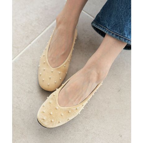 yDonobanzp[xApvXRƂEhgDƁA΂߂ꂽp[؂₩ɌĂpvXBɂȂɂA_炩fނgpBC\[̓NbVADł悤ȗSnBꂢ߃X^C͂Afjɍ킹ăJWAɂLX^COɍ킹Ċył܂Bf͂A\bNXE^Cc킹̃R[fBl[gIXXBwEƎEȂǂ̃IP[WV[ɂ킹₷1łBSTAFF܂ySTAFF NzȂ35i22.5cmjẼTCYF22.0cmEbʁ^ߑf35i22.5cmj𒅗p܂BtBbgĂė₷łB_炩fނȂ̂ŗĂɑɓނƎv܂BƂĂŷŁA܂ŗĂȂ悤ȗSnłBySTAFF MzȂ37i23.5cmjẼTCYF22.5cmEb^ʑfp35i22.5cmj͈Ȃ肠AS̓IɋłB37i23.5cmjC킹Ńsb^łBŗ]TołA~Ē߂悤Ǝv܂BySTAFF RzȂ39i24.5cmjẼTCYF23.5-24.0cmEbʁ^37i23.5cmjA39i24.5cmjfŗׂ܂B37i23.5cmj̓MM邱Ƃ͂ł܂Aܐ悪ƂĂɊ܂B39i24.5cmj͒悭Ƃ肪sb^TCYłBC𗚂ĂTCŶŁAH~͌C킹y߂łB[^:dc509sz719]