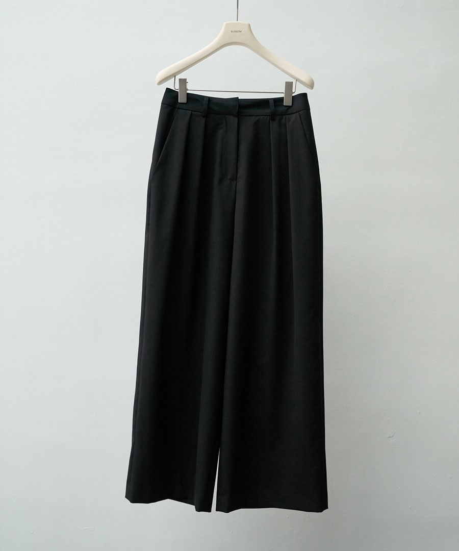 [�}���C]�yBLOSSOM�zDUN TWO-TUCK PANTS/�h�m�o���iDONOBAN�j �u���b�N