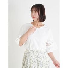 【接触冷感】袖ビジュー付きレース切り替えトップス