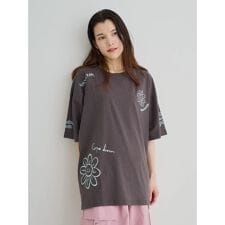 フラワーロゴ刺繍Tシャツ
